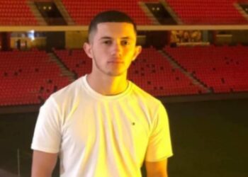 EMRI| U rrah brutalisht nga disa persona dhe u godit me makinë, humb jetën 18-vjeçari shqiptar