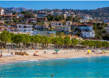 Media britanike: Shqipëria mes shtatë destinacioneve alternative për pushime verore të lira