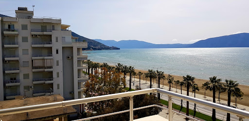 Shtrenjtohen apartamentet në Vlorë, çmimet rriten deri 15% për shkak të taksave