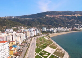 Revista e njohur spanjolle elozhe ‘thesareve të Vlorës’, Rama: 93% më shumë turistë spanjollë