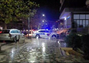 Vrasje me armë zjarri në Vlorë, ekzekutohet 22-vjeçari Gëzim Sinomataj