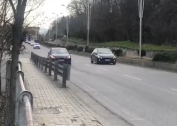 Samiti i Ukrainës, Vuçiç mbërrin në Tiranë, shoqërohet nga eskorta