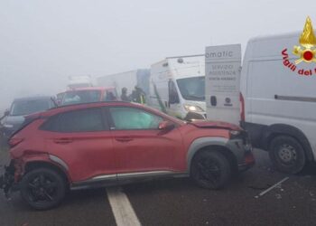 2 viktima dhe 25 të plagosur nga aksidenti masiv në Itali, shkak mjegulla