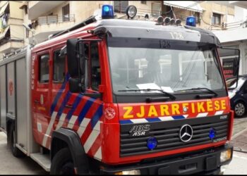 Digjen banesat e dy vëllezërve në Gjirokastër