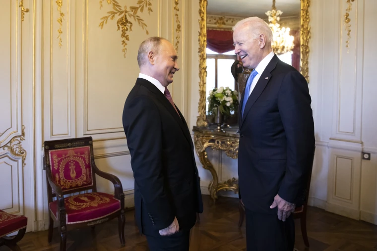 “Bir k*rve”, Putin i përgjigjet Biden: Kjo është një nga arsyet pse Moska është e interesuar që t’i fitojë ai zgjedhjet