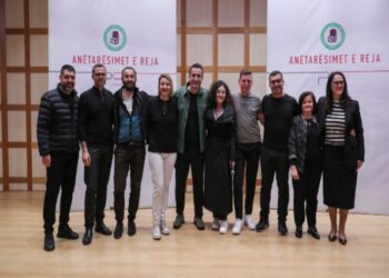 Fushatë anëtarësimesh në PS, në Njësinë 5, Veliaj: Kthehemi me kokën lart se i kemi mbajtur angazhimet