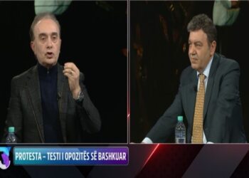 Baçi: Mos prek aty ku dhemb!; Nesturi: Po kudo të prekësh, ty të dhemb