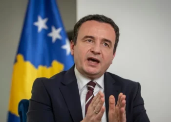 Analistët: Kurti po përçan shqiptarët në RMV