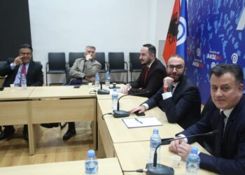 Ndarja pas 8 janarit – Si u rrotullua me 360 gradë Bardhi e grupi i tij?