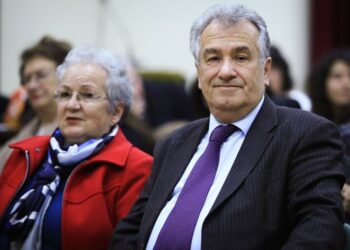 Një urim ndryshe sot, në Ditëlindjen e Prof. Limos Dizdarit