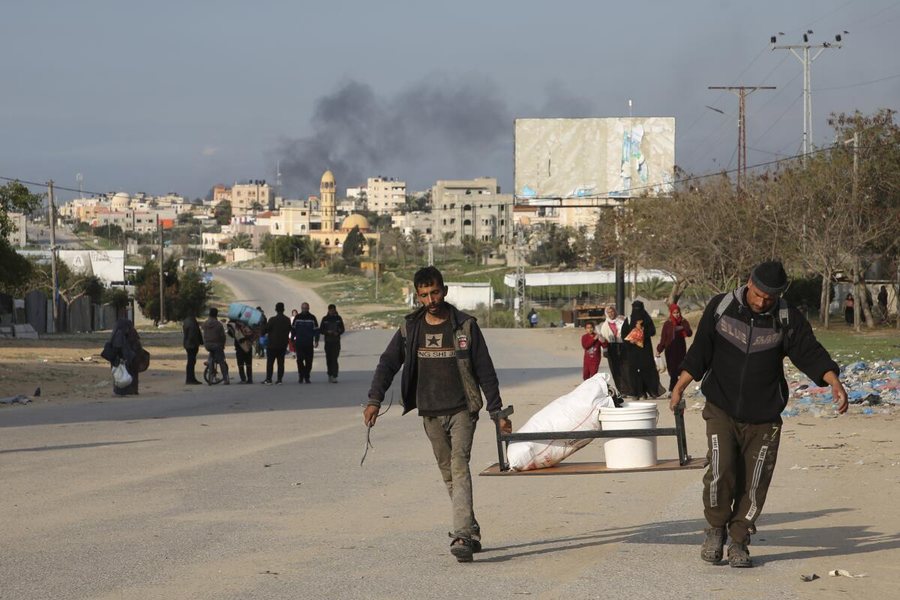 Dyshohet se në të strehohen militantë të Hamasit, forcat izraelite mësynë spitalin Nasser në Gaza