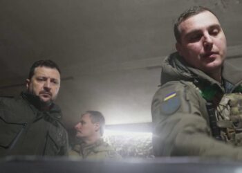 Macron nuk përjashton dërgimin e trupave në Ukrainë, Zelensky në CNN: S’mund ta kuptoj se si Trump mund të jetë në anën e Putinit