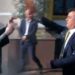 Noka sulmon me miell gardistët dhe sekretarin e Kuvendit, gazetarët e ‘gozhdojnë’: Nuk të kanë përjashtuar këta… (VIDEO)