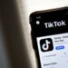 TikTok me lejen e prindërve! Aktivistja: Nisma e kryeministrit të Francës, të përqafohet edhe nga vendet e tjera