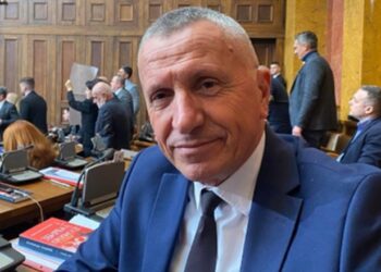 Beograd/ Kamberi takohet me Vuçiç: Shqiptarët nuk kërkojnë poste qeveritare por respektimin e të drejtave të tyre