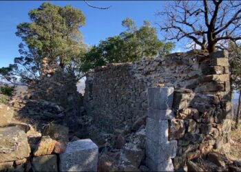 Rrënohet kisha e ‘Shën Mitrit’ në Bukmirë të Mirditës: Banorët kërkojnë rindërtimin e objektit 800-vjeçar