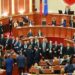 Kaosi në Kuvend/ Përjashtohen 4 deputetët e Berishës, me 10 ditë Bardhi dhe 20 ditë Noka, Dogjani e Nallbati
