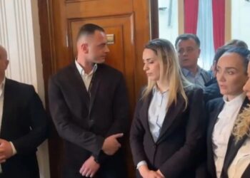 “Shtet horrash”/ Bllokuan Komisionin e Reformës Zgjedhore, ankohet Noka: Na kanë sjellë gocat për të na…!
