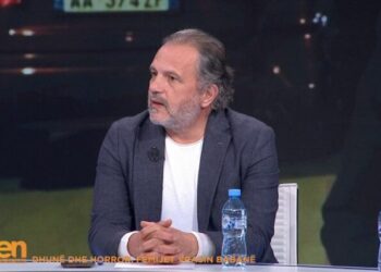 Vranë babanë e qeshën në seancën gjyqësore/ Psikiatri sqaron sjelljen e tre fëmijëve të Pëllumb Metës: Duhet një fantazi shumë e madhe…!