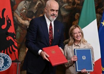 Kushtetuesja i tha ‘Po’ marrëveshjes me Italinë për emigrantët, zbardhet vendimi i arsyetuar: Ja kur ratifikohet në Kuvend