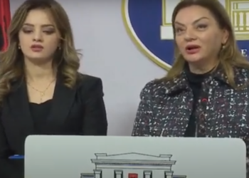 Vokshi dhe Hoti: Vendimin për përjashtimin tonë nga Kuvendi kemi vendosur ta quajmë nul, nesër do jemi në seancë
