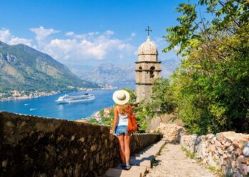 “Travel off Path”: Shqipëria mes vendeve më të mira në Evropë për nomadët dixhitalë