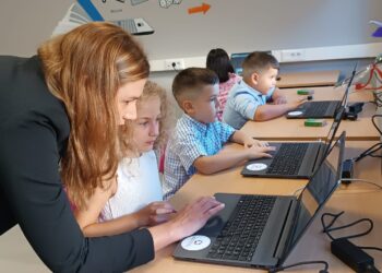 Programet e kodimit/ Afro 2 mijë persona përfituan mbështetje financiare nga qeveria