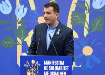 2-vjetori i luftës në Ukrainë; Veliaj: Gjithmonë pranë popullit ukrainas; Javën tjetër mikpresim Zelensky-n