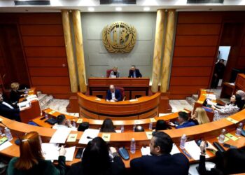 Nga bursat për nxënësit tek ndihma ekonomike, Këshilli Bashkiak miraton disa vendime të rëndësishme