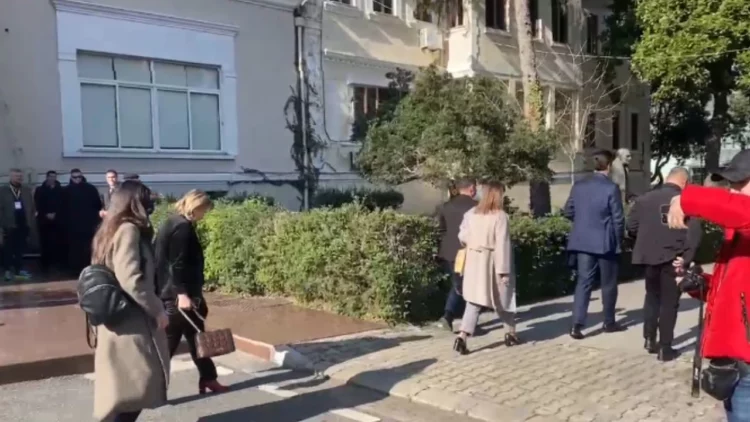 “I pabesë, mercenar i paburrë”, Noka shpërthen në akuza kundër Bashës në oborrin e Kuvendit