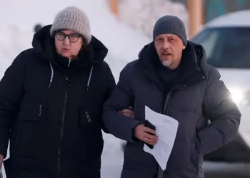 Arrestohet në Moskë avokati i Navalny-t, dy javë pas vdekjes së liderit të opozitës ruse: Shoqëroi nënën e tij në koloninë e burgut Arktik
