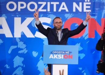 “Refuzojmë demokracinë fasadë”, Bardhi: Sot jemi të bashkuar për t’iu kundërvënë kësaj qeverie