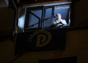 Berisha-fermerëve: Merrni traktorët, veglat tuaja, sfurqet dhe lopët e dilni në rrugë, në protestë, të fitojmë