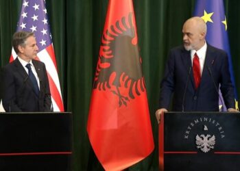 “Keqardhje që zgjodhët darkën në Mynih”/ Rama batuta me Blinken: Ushqimi gjerman s’është aq i shijshëm! Integrimi në BE, por ne e kishim gati