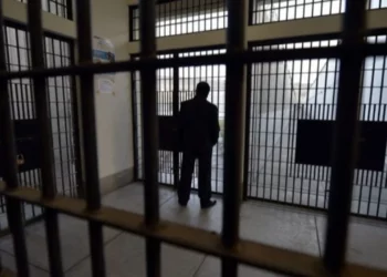 DOSJA/ Përgjimet: Dashi i dorëzon “zarfin” Hafësllarit në ambient publik. Si Kozici e telefonoi nga burgu 5 minuta para takimit