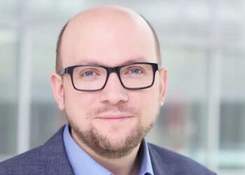 Sarrazin: Kosova dhe Serbia duhet ta çojnë përpara zbatimin e marrëveshjes së Ohrit