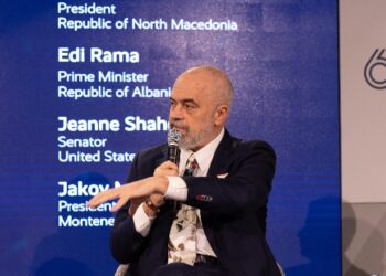 Rama: Plani franko-gjerman mjaft i qartë. Kosova të bëjë pjesën e saj të marrëveshjes, pastaj BE e SHBA të merren me Serbinë