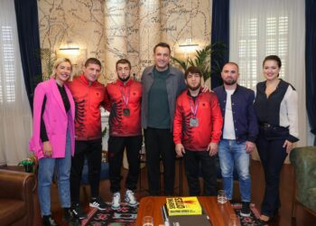 “Mbështetje për skuadrën tonë olimpike”, Veliaj pret kampionin dhe nënkampionin e Europës në mundje