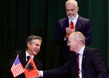 Firmosja e marrëveshjeve me SHBA, Hasani: Hap i rëndësishëm në partneritetin tonë me Shtetet e Bashkuara!