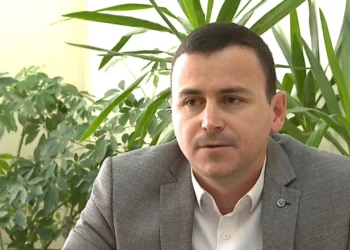 Apeli i nënkryetarit të Komunitetit Mysliman: Dëgjoni mjekët, feja nuk është kundër vaksinimit