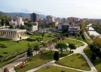 Transformohet lulishtja në Lezhë/ Rama: I shton vlerat memorialit të Skënderbeut dhe turizmit të zonës