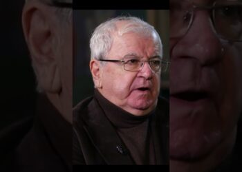 Rrëfimi ndryshe i Spartak Ngjelës: Katovica? Partinë Demokratike e mori lindja; Eliminimi i Mehmet Shehut dhe i elitës komuniste nga KBG-ja