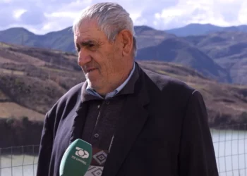 Mblesi i 280 çifteve nga Gramshi me vetëm një divorc, por gruan e tij e ka njohur vetë