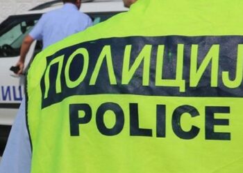 Ngjarja tragjike: 66-vjeçari qëllon për vdekje motrën dhe nipin, plagoset një tjetër