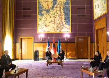 Blinken pas vizitës në Tiranë: Ju mbështesim në rrugën drejt BE dhe luftën kundër krimit të organizuar & korrupsionit