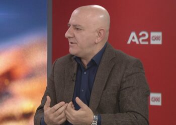 “Amerikanët e nxorën Berishën nga dera, Bardhi e futi nga dritarja”