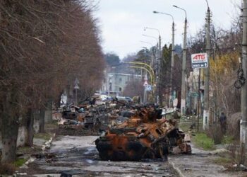 Britania: Afro 1 mijë ushtarë rus në ditë humbën jetën gjatë shkurtit në Ukrainë