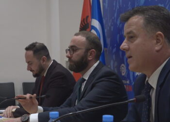 Zbardhet formula e rithemelimit të “Rithemelimit”, Berisha “fryn” Kryesinë për hir të Bardhit
