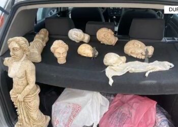 Arrestimi i dy trafikantëve që vidhnin ikona e vepra arti në Shqipëri, Gonxhe: Nuk janë punonjës në parqet tona arkeologjike