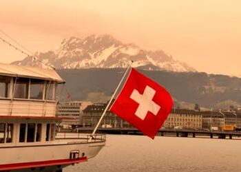 180 mijë tonë pluhur nga Saharaja mbulojnë qiellin zviceran, nesër në Shqipëri pritet…